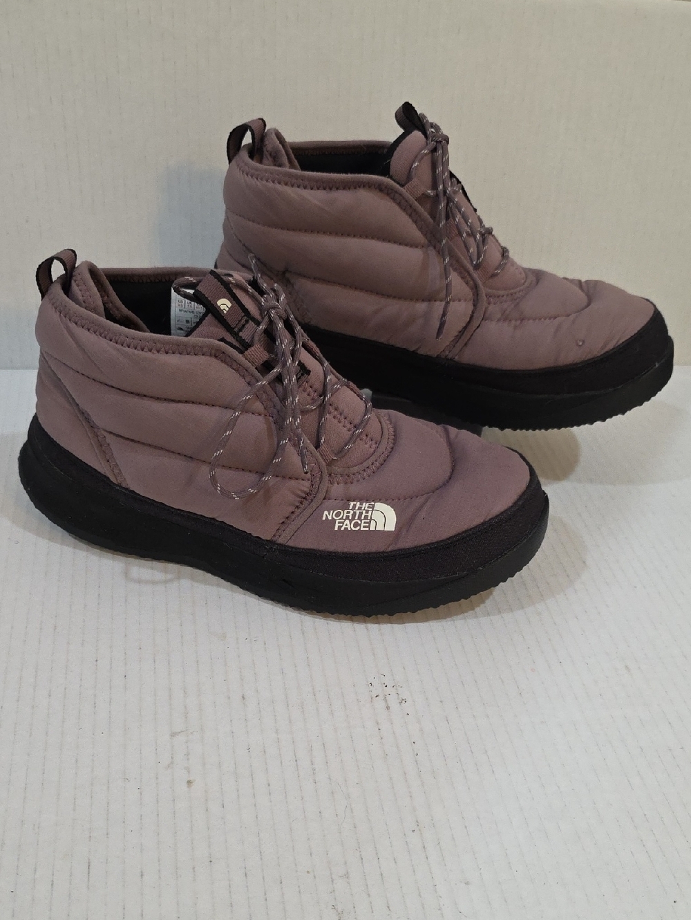 The North Face NSE Chukka Boots Women's Quilted Ankle Fawn Gray & Black Size 9.5